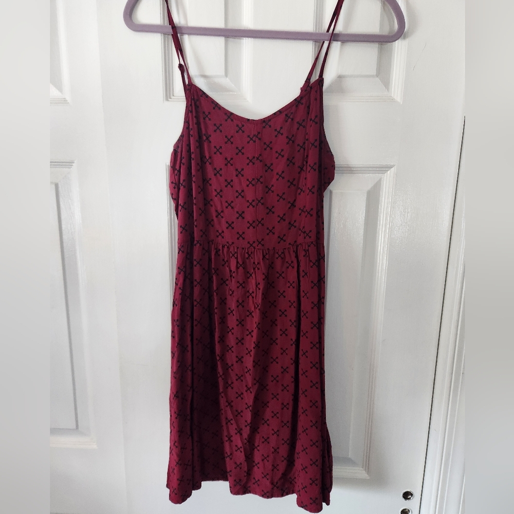H&M Burgundy Midi Dress with Black Pattern